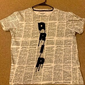 Men’s medium black and white DRIP T-Shirt